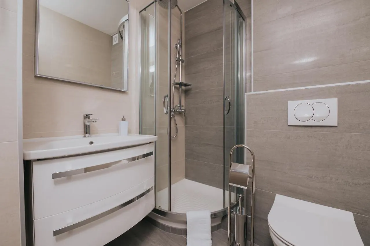 Apartments Virgine Maria Башка Хорватия