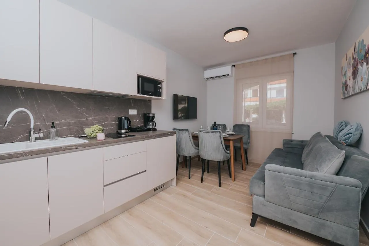Apartments Virgine Maria Башка